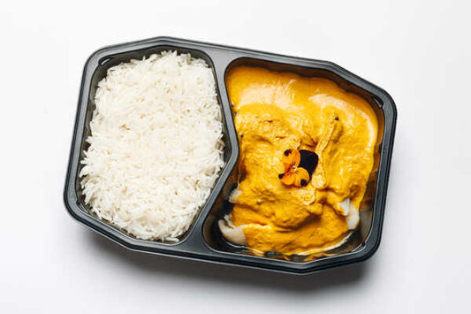 Chicken Korma Curry with Brown Rice & Fresh Veg (350g)